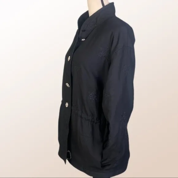ST. JOHN black quilted embroidered jacket with rhinestone buttons Medium EUC