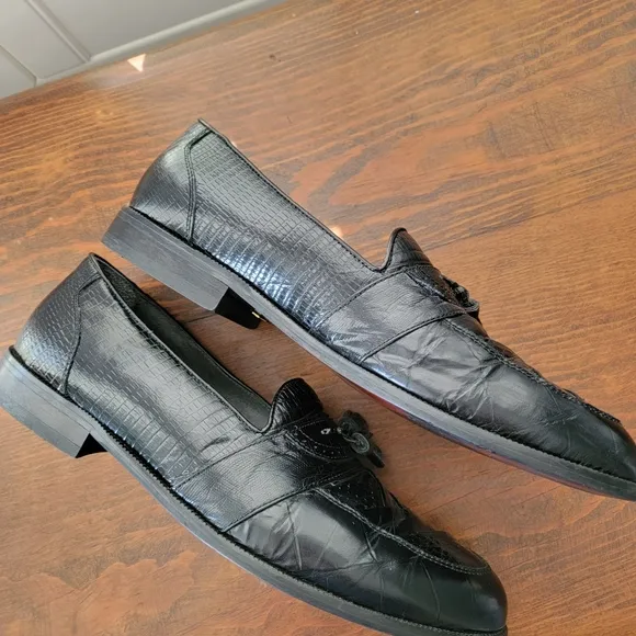 Stacy Adam's men's snake skin black loafers Sz 10 1 1/2.