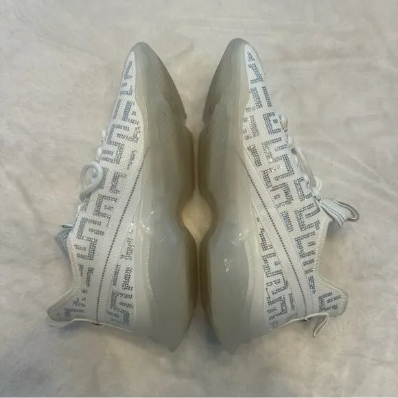 Steve Madden Maxima Rhinestone Sneakers Chunky Knit Low Top White/Silver Size 10