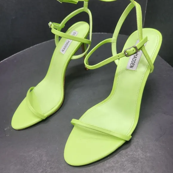 Steve Madden sandals 9M green neon leather Theresa strappy dainty heels new $100