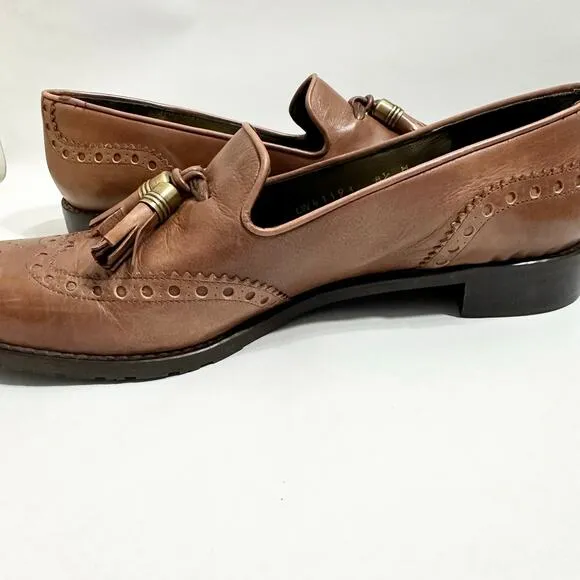 Stuart Weitzman Wingtip Leather Loafers Tassle Guything | Brown | SZ 8.5