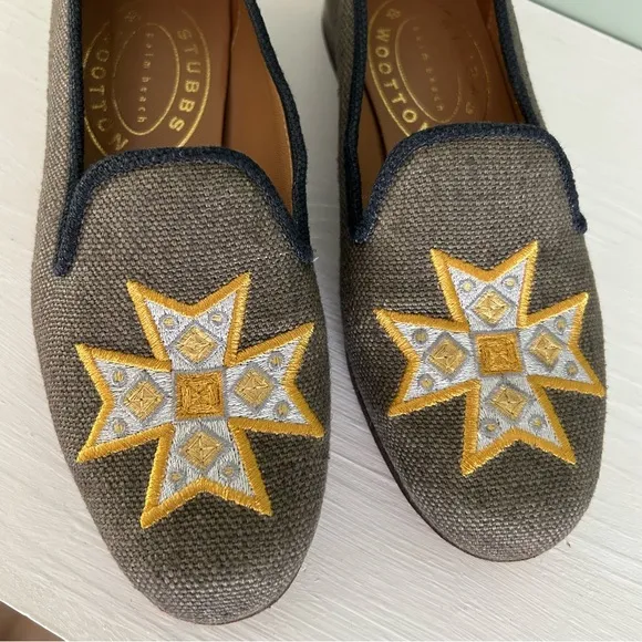 Stubbs &amp; Wootton Gray &amp; Navy Flats with Embroidered Yellow Gold Star