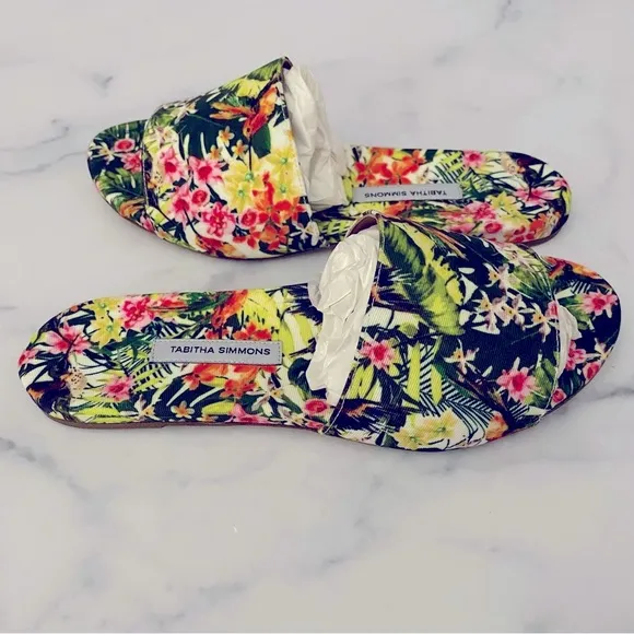 Tabitha Simmons Ivy Flat Slide Sandals Size 6.5