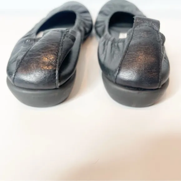 The Flexx Black Leather Ballet Flats Size 8