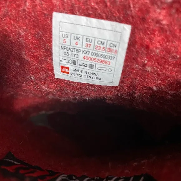 The North Face Winter Insulated Boots- 5 Y- 6.5 W