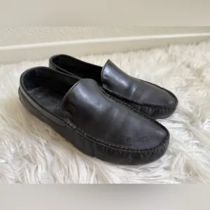 Tod’s Leather Loafers