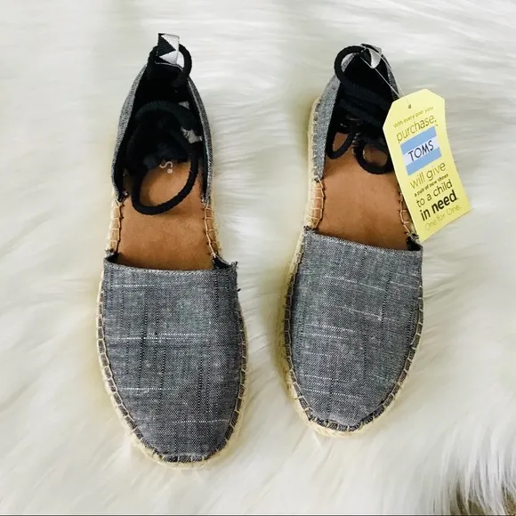 TOMS Black Chambray Lace Up Espadrilles Shoes