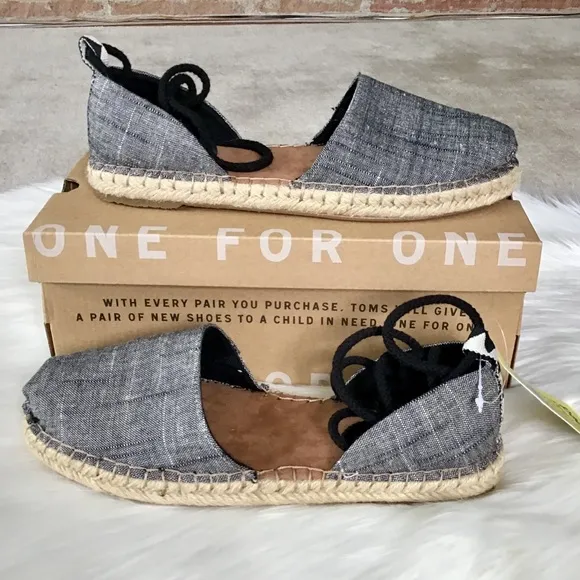 TOMS Black Chambray Lace Up Espadrilles Shoes