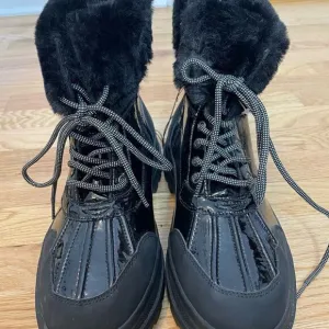 Torrid faux leather black faux fur lined boots 10 extra wide