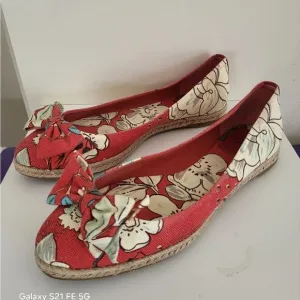 Tory Burch &quot;Tasmin&quot; Floral Print Canvas Jute Sole Flat Espadrilles Sz.7 $218