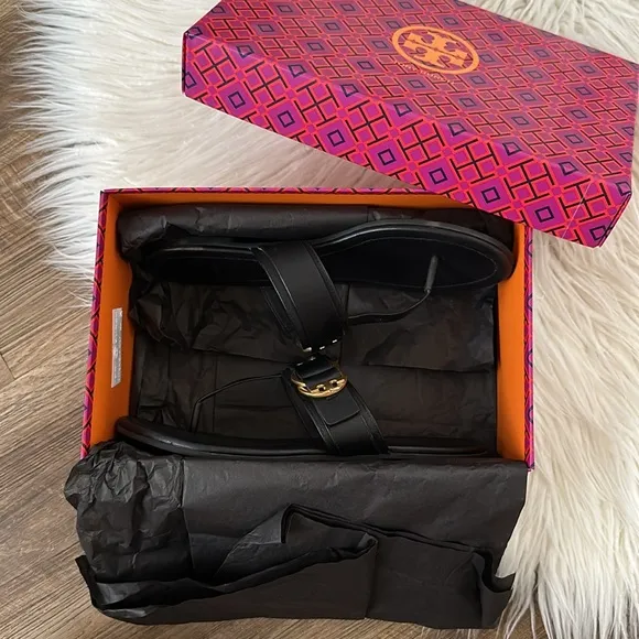 Tory Burch • Black and Gold flat sandals