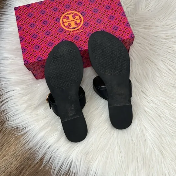 Tory Burch • Black and Gold flat sandals