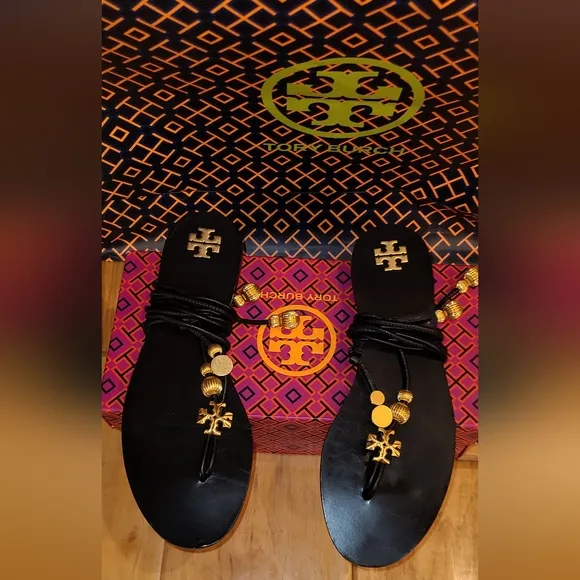 Tory Burch Designer Black Capri Strappy Tassle Sandals Sz 7.5