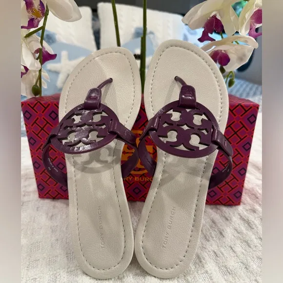 Tory Burch Iconic Miller Violet Wave/Blanc Sandals size 8, NEW with Dustbag