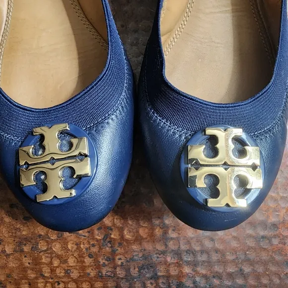 Tory Burch Nappa Leather Claire Elastic Ballet Flats in Royal Navy/Gold