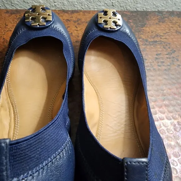 Tory Burch Nappa Leather Claire Elastic Ballet Flats in Royal Navy/Gold