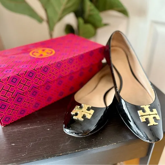 Tory Burch Raleigh Black Leather Ballet Black Gold Size 10