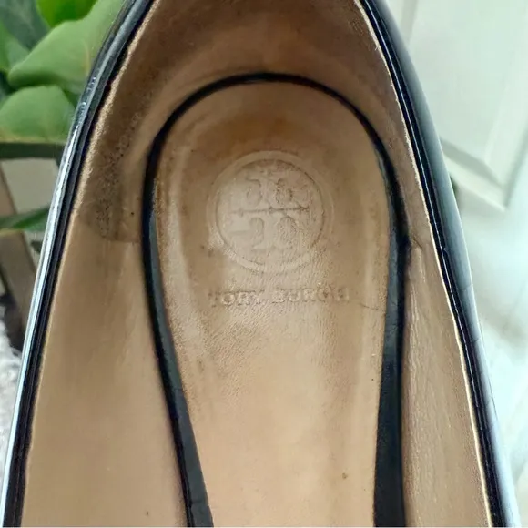 Tory Burch Raleigh Black Leather Ballet Black Gold Size 10