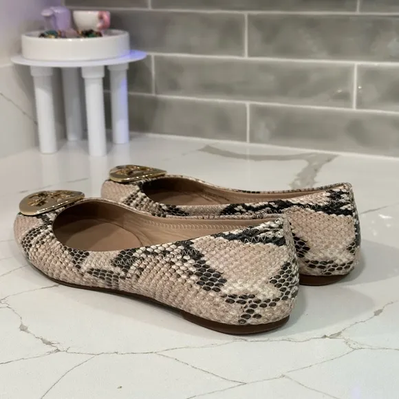 Tory Burch Reva Ballet Flats. Women’s size 7 M. Color Python Print
