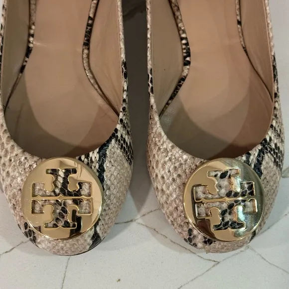 Tory Burch Reva Ballet Flats. Women’s size 7 M. Color Python Print