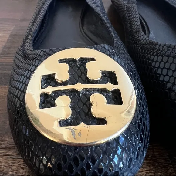 Tory Burch Reva Black Shiny textured Leather Ballet Flats US8