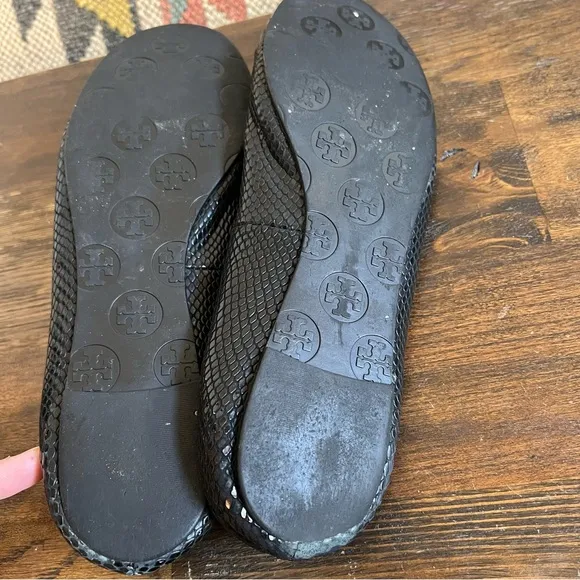 Tory Burch Reva Black Shiny textured Leather Ballet Flats US8