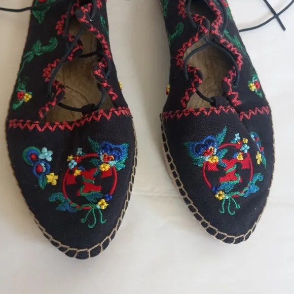 TORY BURCH SONOMA EMBROIDERED espadrilles LACE UP FLATS 9