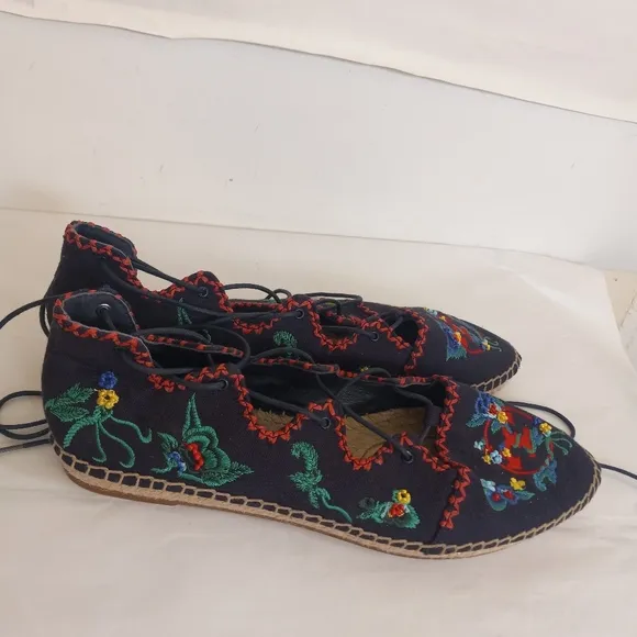 TORY BURCH SONOMA EMBROIDERED espadrilles LACE UP FLATS 9