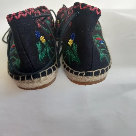 TORY BURCH SONOMA EMBROIDERED espadrilles LACE UP FLATS 9