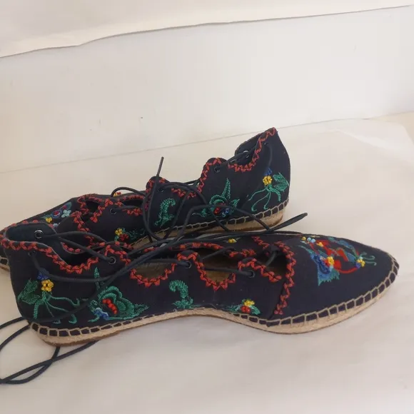 TORY BURCH SONOMA EMBROIDERED espadrilles LACE UP FLATS 9