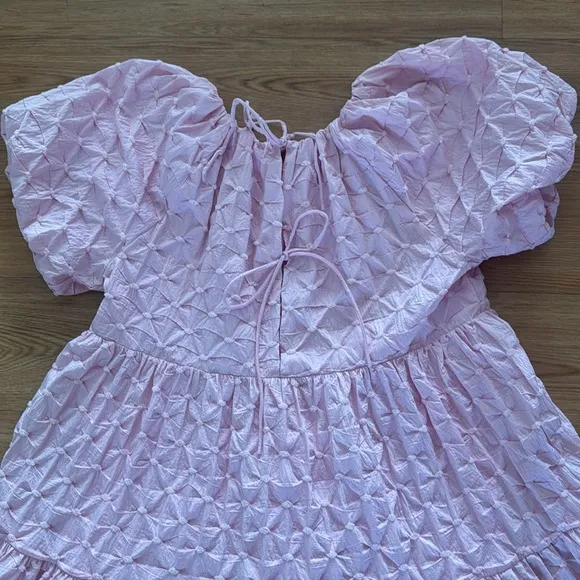 Tuckernuck Hyacinth House Isabella Mini Dress Large Pink Diamond Textured Preppy