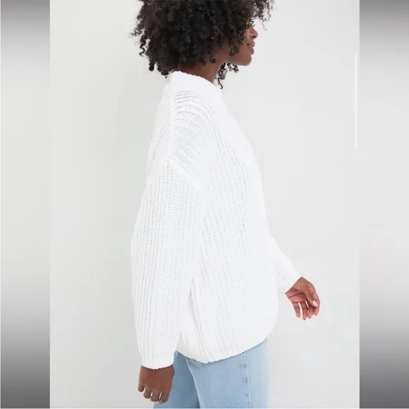 Tuckernuck POMANDER PLACE 100% Cotton White Casper Oversized Chunky Sweater