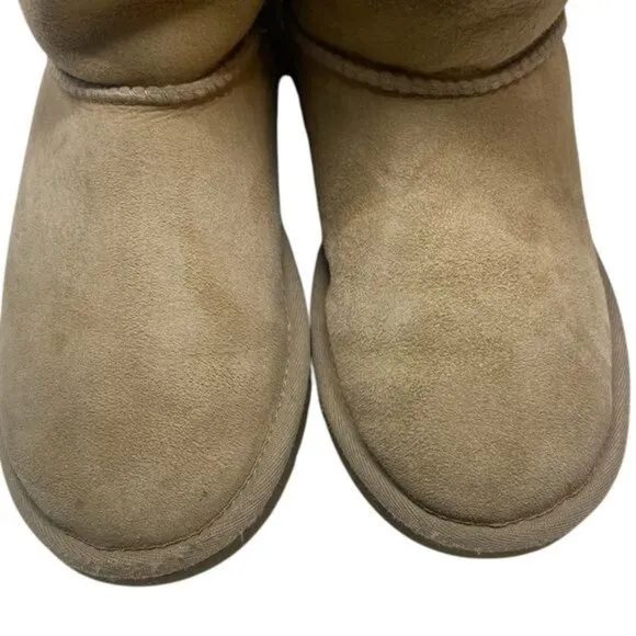UGG Australia Womens Winter Boots Size 4 Leather Round Toe Tall Shearlin…