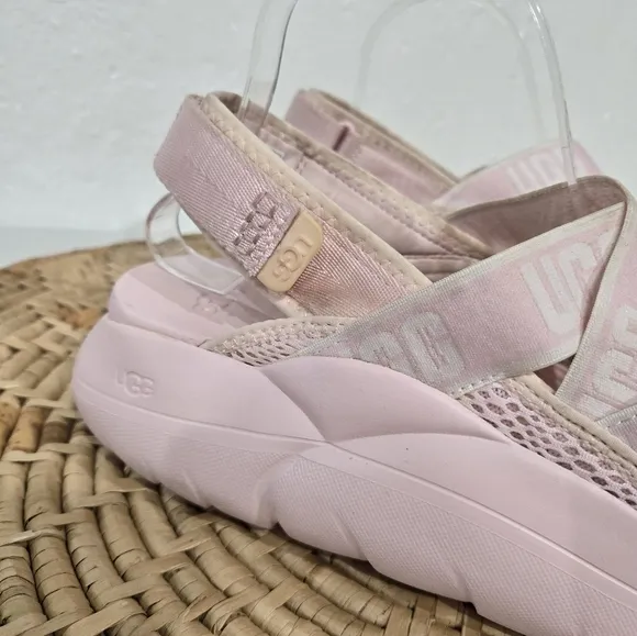 UGG LA Cloud Pink Strappy Platform Sandals 11