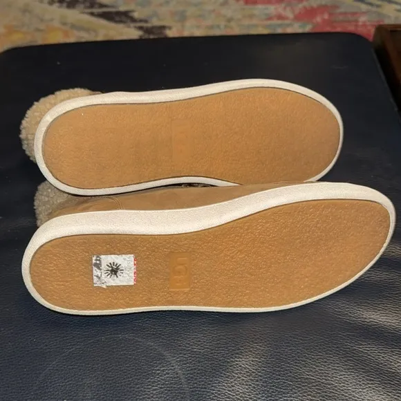 Ugg Olive Pebbled Nubuck Chestnut Brown High-Top Zippered Sneakers