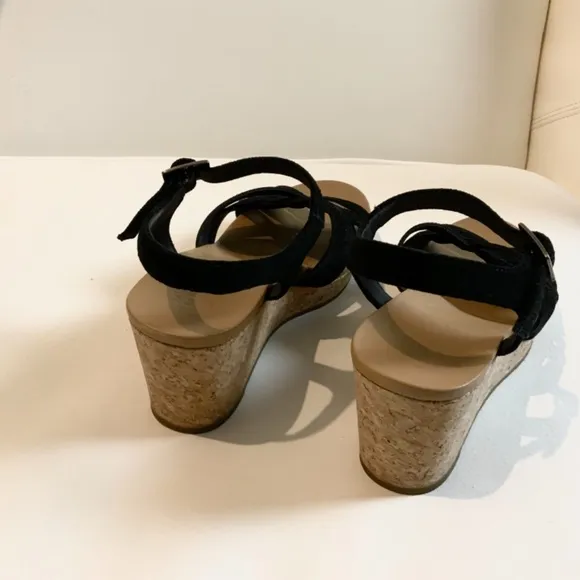 UGG Uma Black Suede Leather Cork Wedge Platform Heels Sandal Ankle Strap 9.5