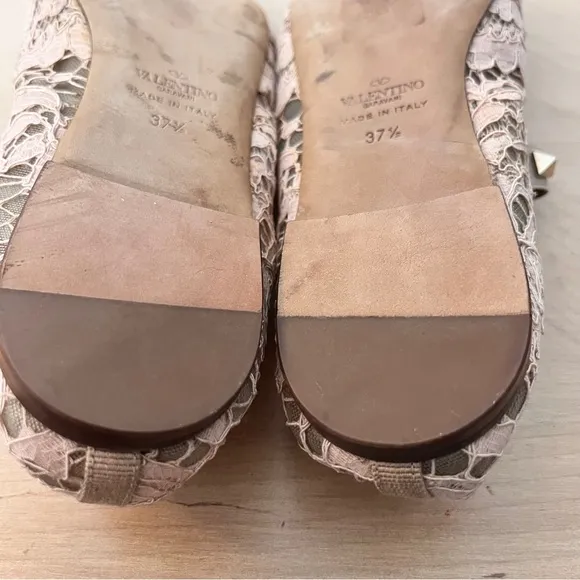 Valentino Garavani Lace Rockstud Ballet Flats Light Pink Lace Size 37.5 US 7.5
