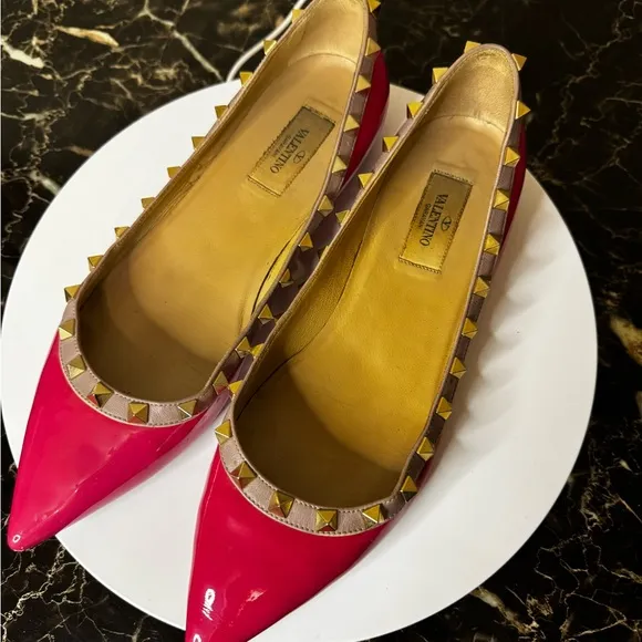 VALENTINO GARAVANI  Patent Nappa Rockstud Ballerina Flats hot pink US 8,5