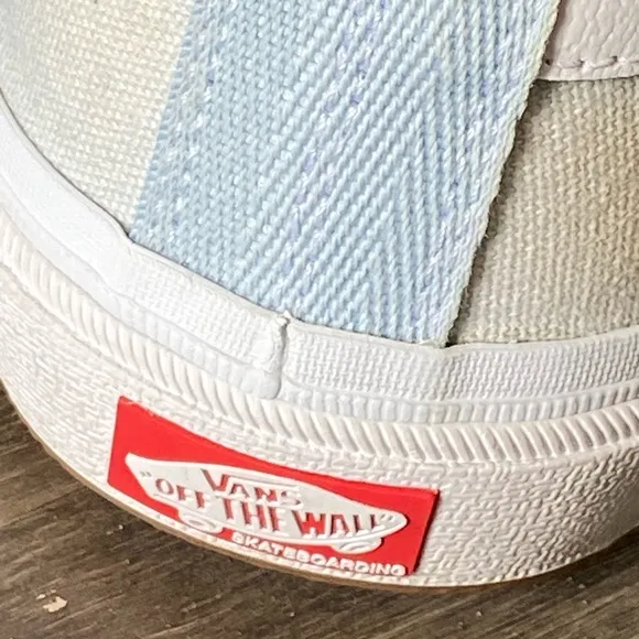 Vans Gren and Light Blue High-Top Sneakers