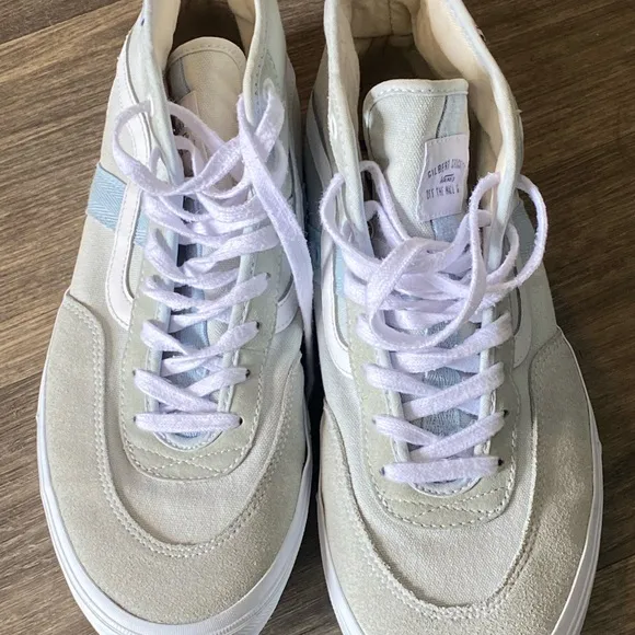 Vans Gren and Light Blue High-Top Sneakers