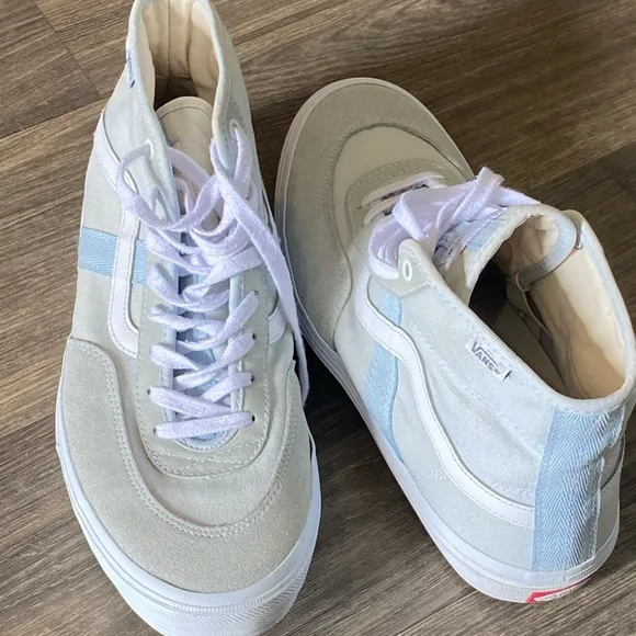 Vans Gren and Light Blue High-Top Sneakers