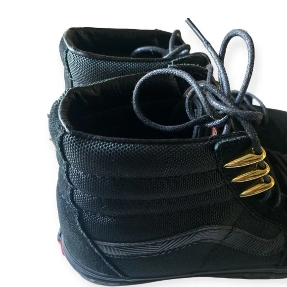 VANS MARVEL SUEDE BLACK PANTHER Edition BLACK Sneakers Size 8 Men 9.5 Wo…