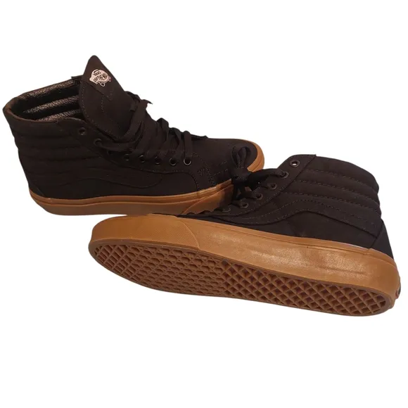 Vans .Men's Black and Brown High-Top Sneakers