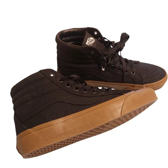 Vans .Men's Black and Brown High-Top Sneakers