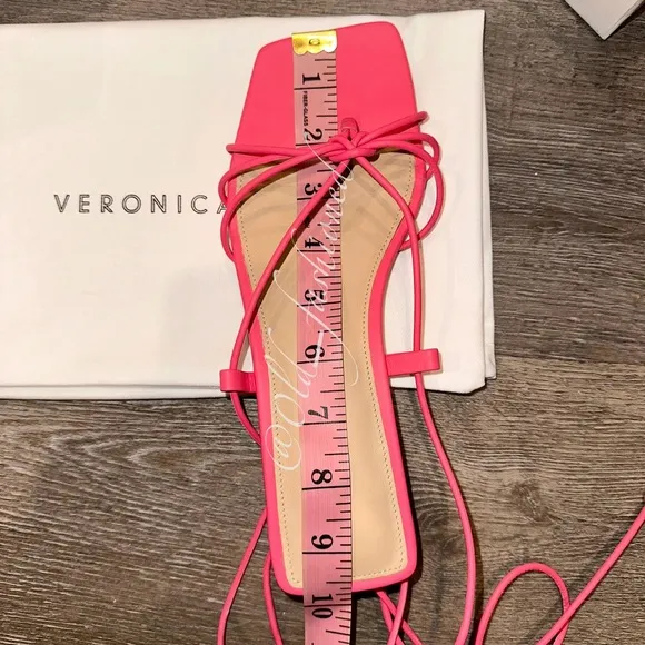 VERONICA BEARD Leather Strappy Sandals