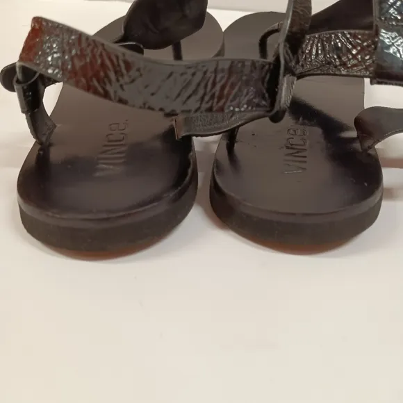 Vince. Black Patent Leather Thong Flat Sandals Size 7.5