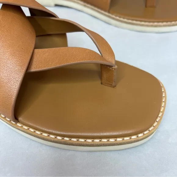 Vince Morris Tan Leather Brown Strappy Flat Thong Sandal in Size 8.5