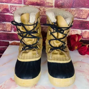 Vintage Sorel Tan Manitou Wool Lined Lace Up Snow Boots