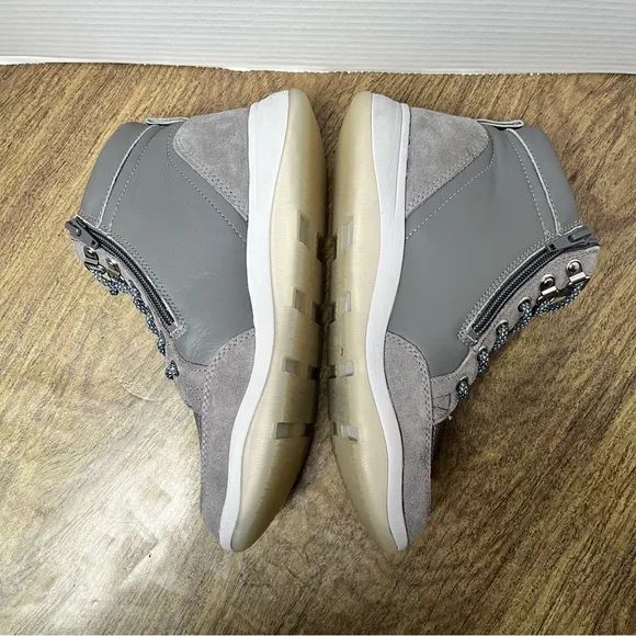 Vionic Gray  Whitley Leather High Top Sneakers Booties Size 7