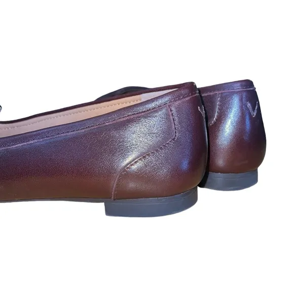 VIONIC Women’s Savannah Burgundy Wine Leather Loafer Flats Pointed Toe Size 7